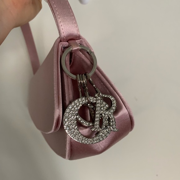 Christian Dior Sleep Satin Bag With DIOR Keychain - Picture 4 of 8